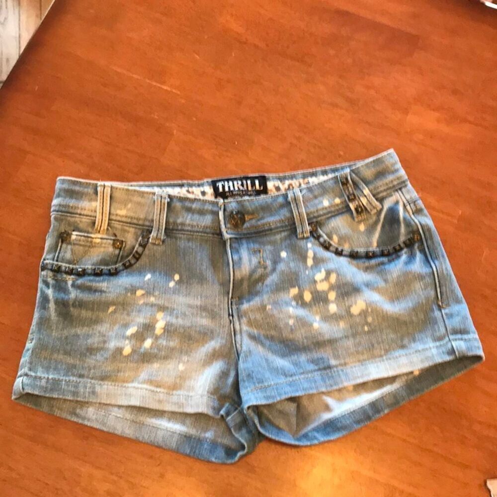 thrill dungaree short shorts with